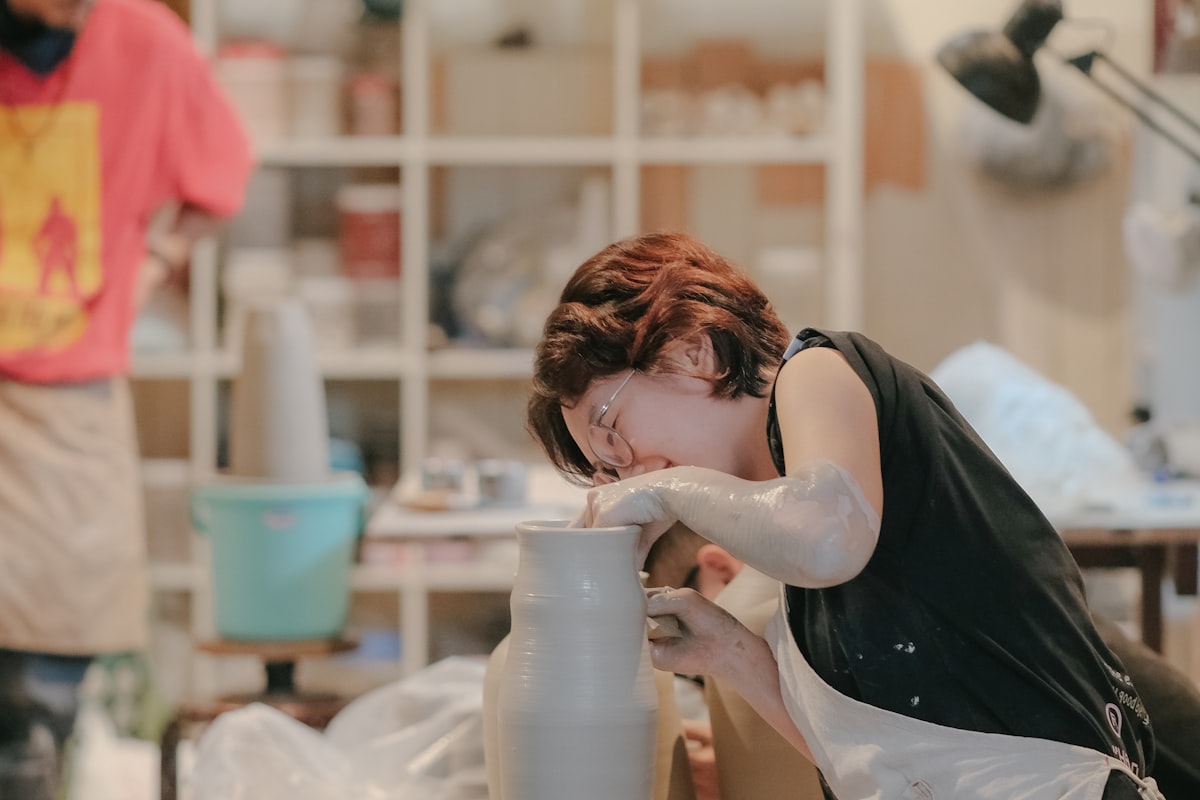 尚丝钰与景德镇工艺大师达成战略合作插图